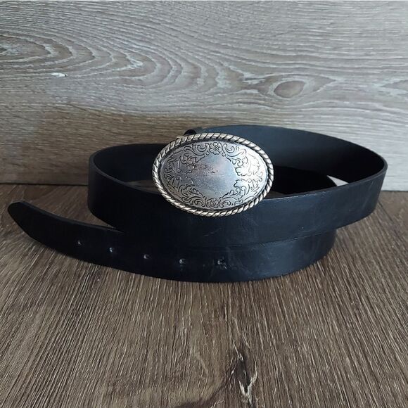 Black Belt with Oval Filigree Silver Tone Buckle 47" Long - Picture 1 of 6